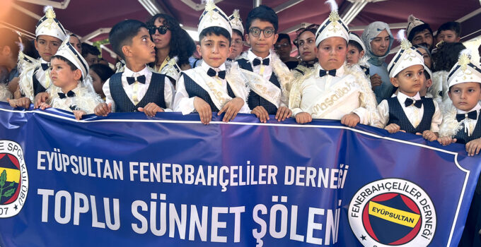 Eyüpsultan’da Sünnet Şöleni Coşkusu