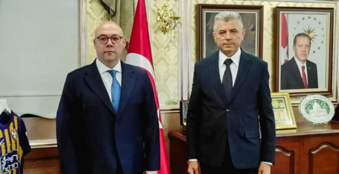 CAN COŞKUN’DAN KAYMAKAM DR. ARSLAN YURT’A ZİYARET