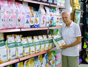 ALKIŞLAR PET SHOP YENİ YERİNDE HİZMETE BAŞLADI