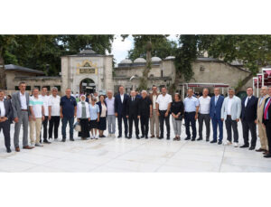 Volkan Yılmaz’dan Eyüpsultan’da Yoğun Mesai: Taksicileri Ziyaret Etti, Muhtarlarla Buluştu, Esnaf Ziyaretlerinde Bulundu