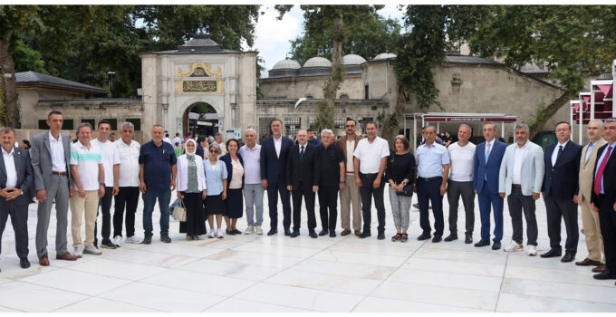 Volkan Yılmaz’dan Eyüpsultan’da Yoğun Mesai: Taksicileri Ziyaret Etti, Muhtarlarla Buluştu, Esnaf Ziyaretlerinde Bulundu